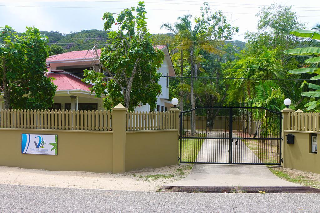 Villa Saint Sauveur Baie Sainte Anne Exteriér fotografie